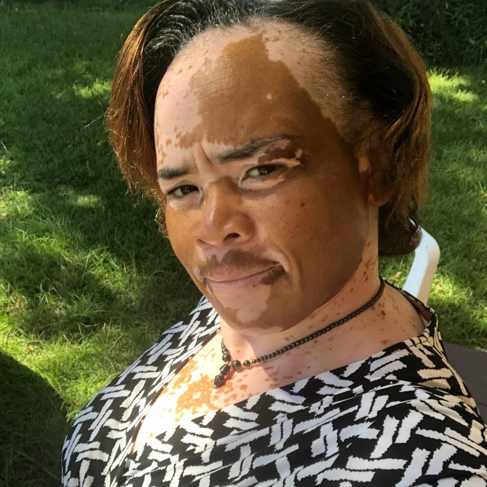 Meet your Posher, Nesenia